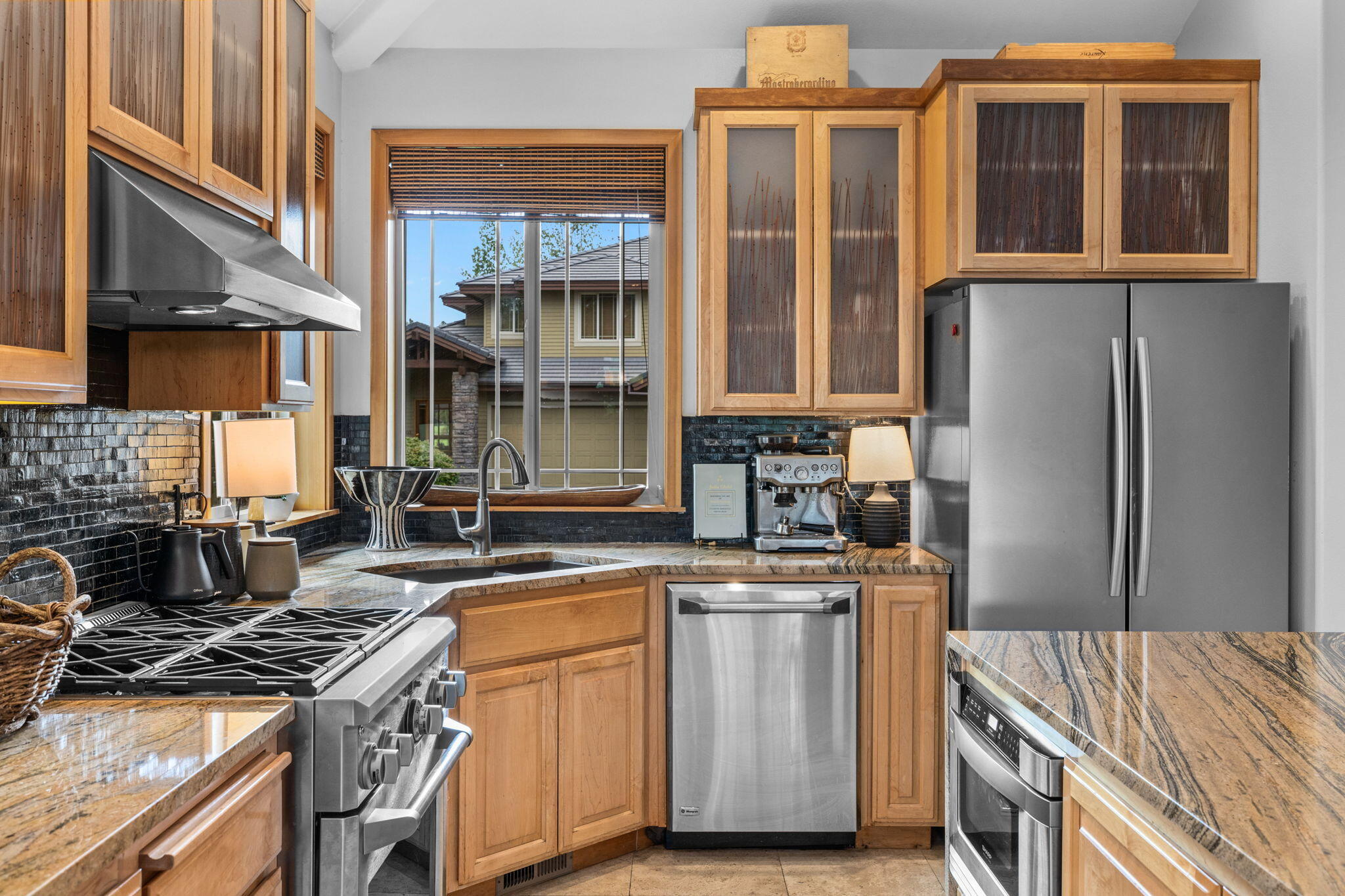 Broken Top - Residential