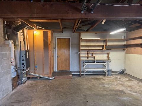 Tiny photo for 2473 Corona Avenue, Medford, OR 97504 (MLS # 220215156)