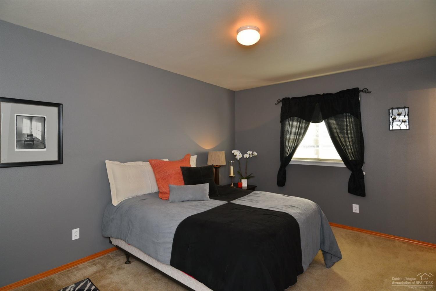 Golden Horseshoe - Residential