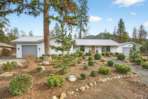 Photo of 909 Upper Applegate Road, Jacksonville, OR 97530 (MLS # 220212615)