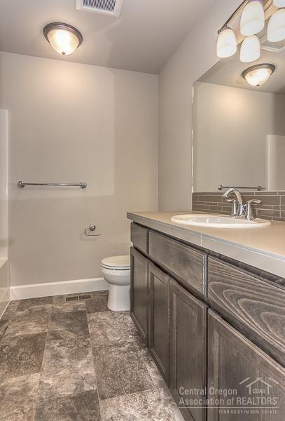 27 Elm - Residential