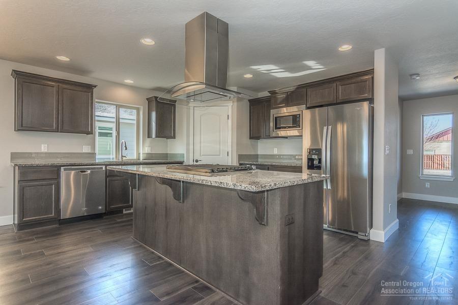 27 Elm - Residential