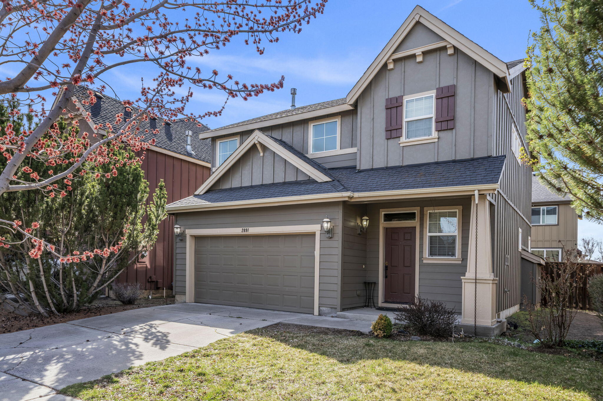2891 NE Sedalia Loop