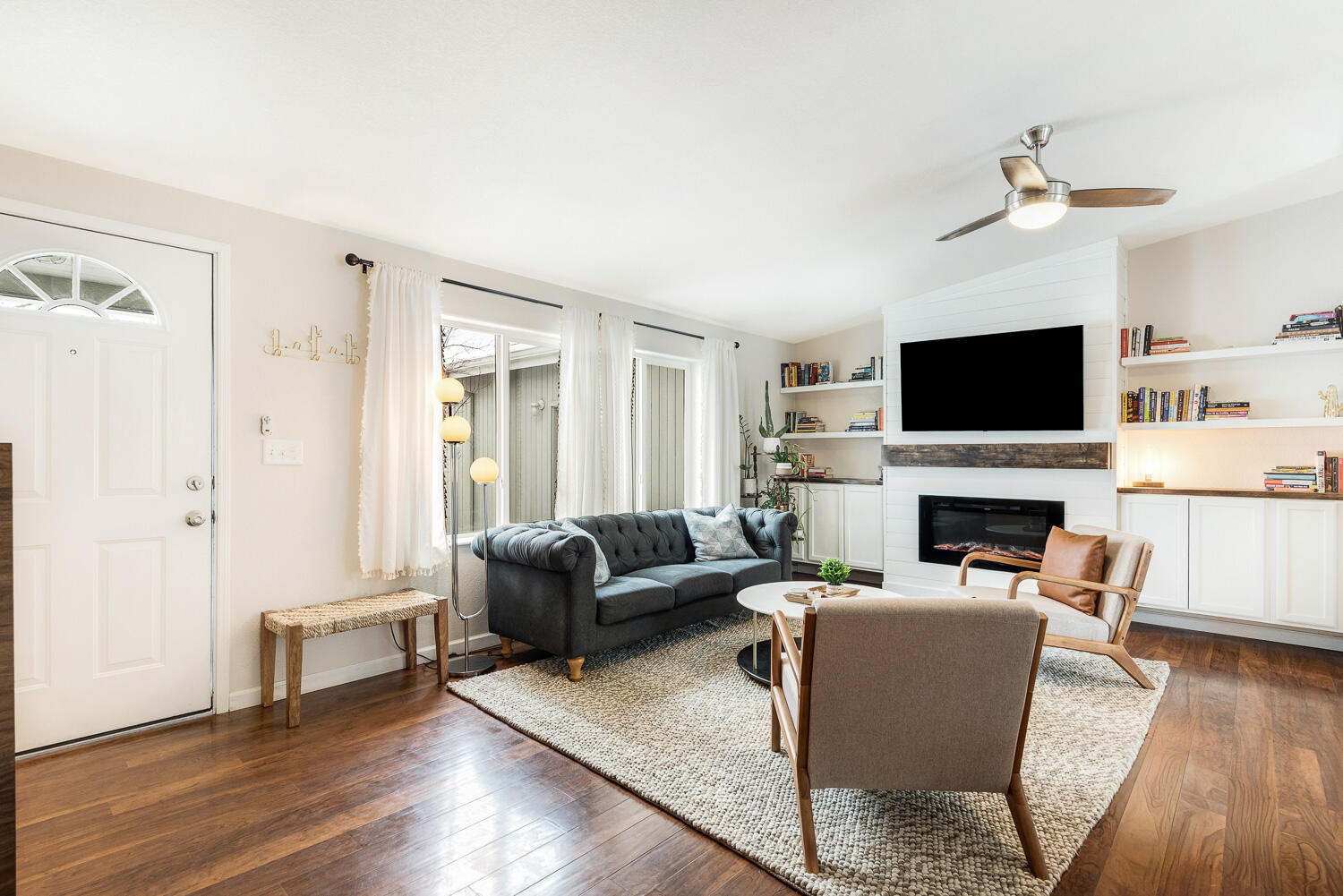 20098 Elizabeth Lane