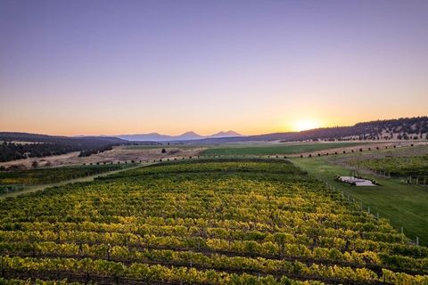 69900 NW Lower Valley Drive NW Terrebonne OR 97760