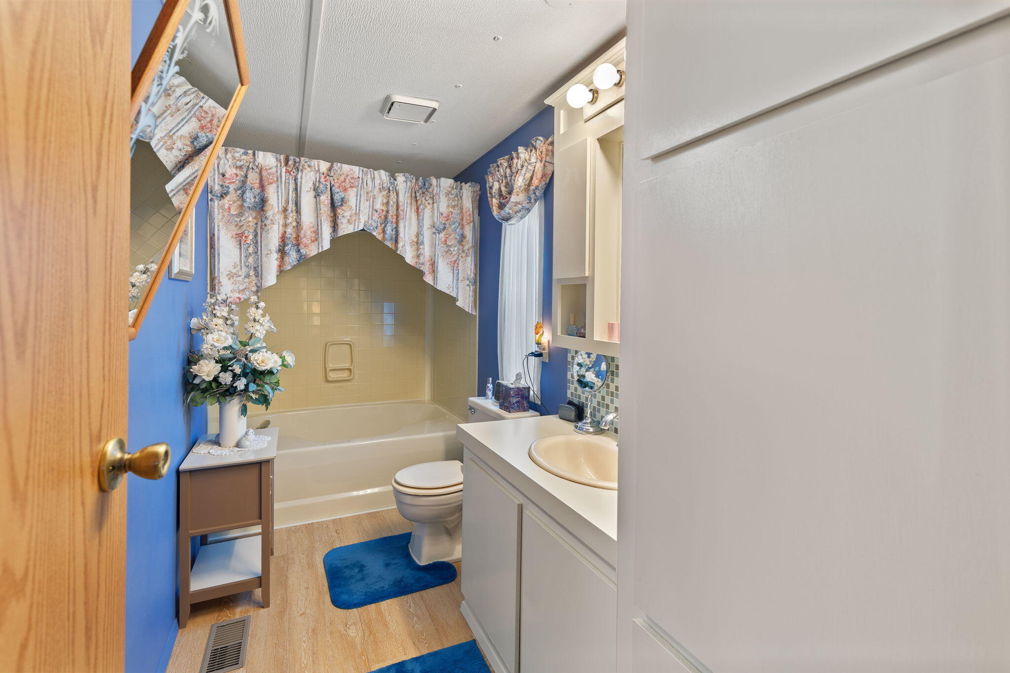 Rogue Lea Estates - Residential