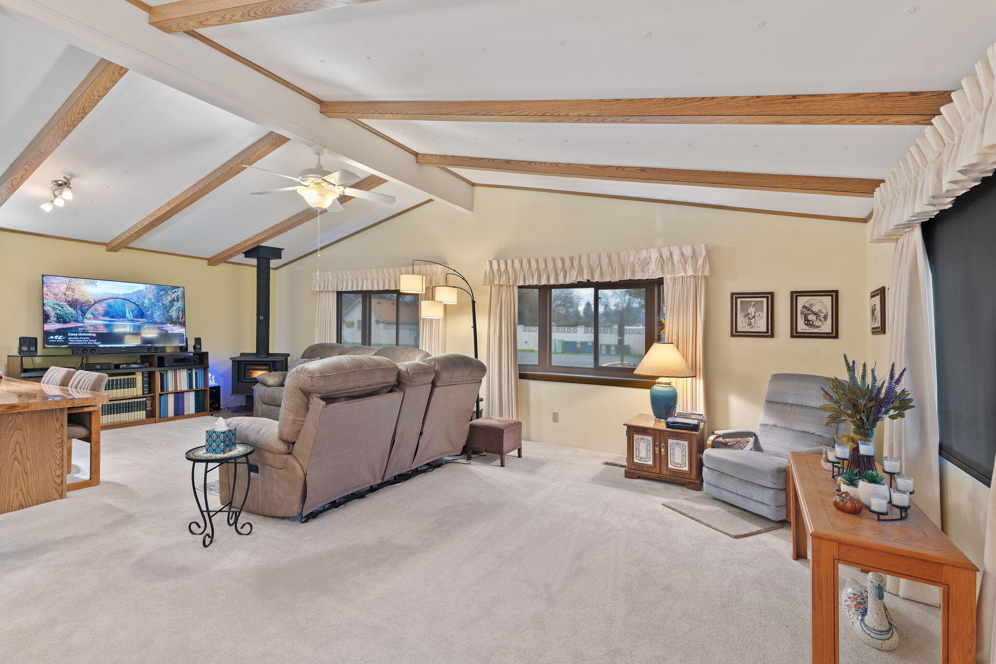 Rogue Lea Estates - Residential