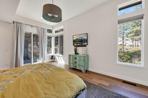 Tiny photo for 61422 Meeks Trail, Bend, OR 97702 (MLS # 220220040)