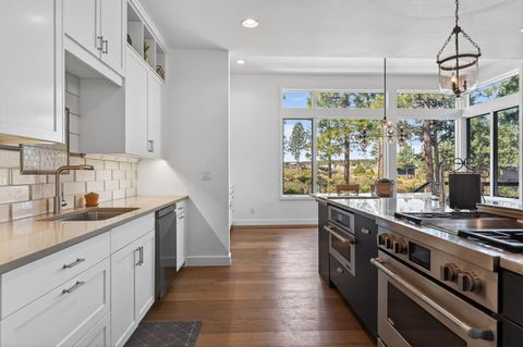 Tiny photo for 61422 Meeks Trail, Bend, OR 97702 (MLS # 220220040)