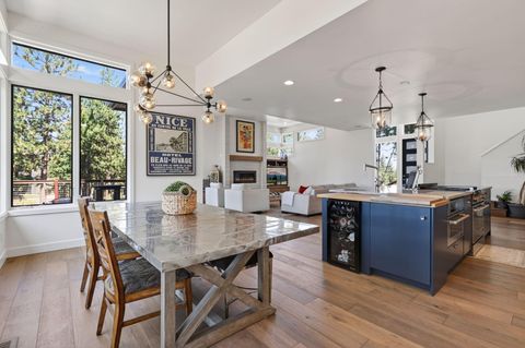 Tiny photo for 61422 Meeks Trail, Bend, OR 97702 (MLS # 220220040)