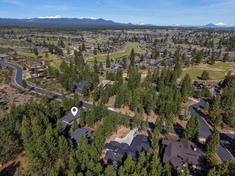Tiny photo for 61422 Meeks Trail, Bend, OR 97702 (MLS # 220220040)