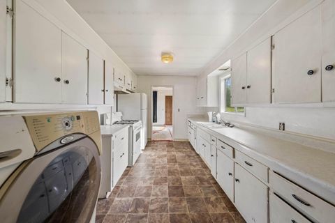 Tiny photo for 6531 Lower River Road RD, Grants Pass, OR 97526 (MLS # 220222987)