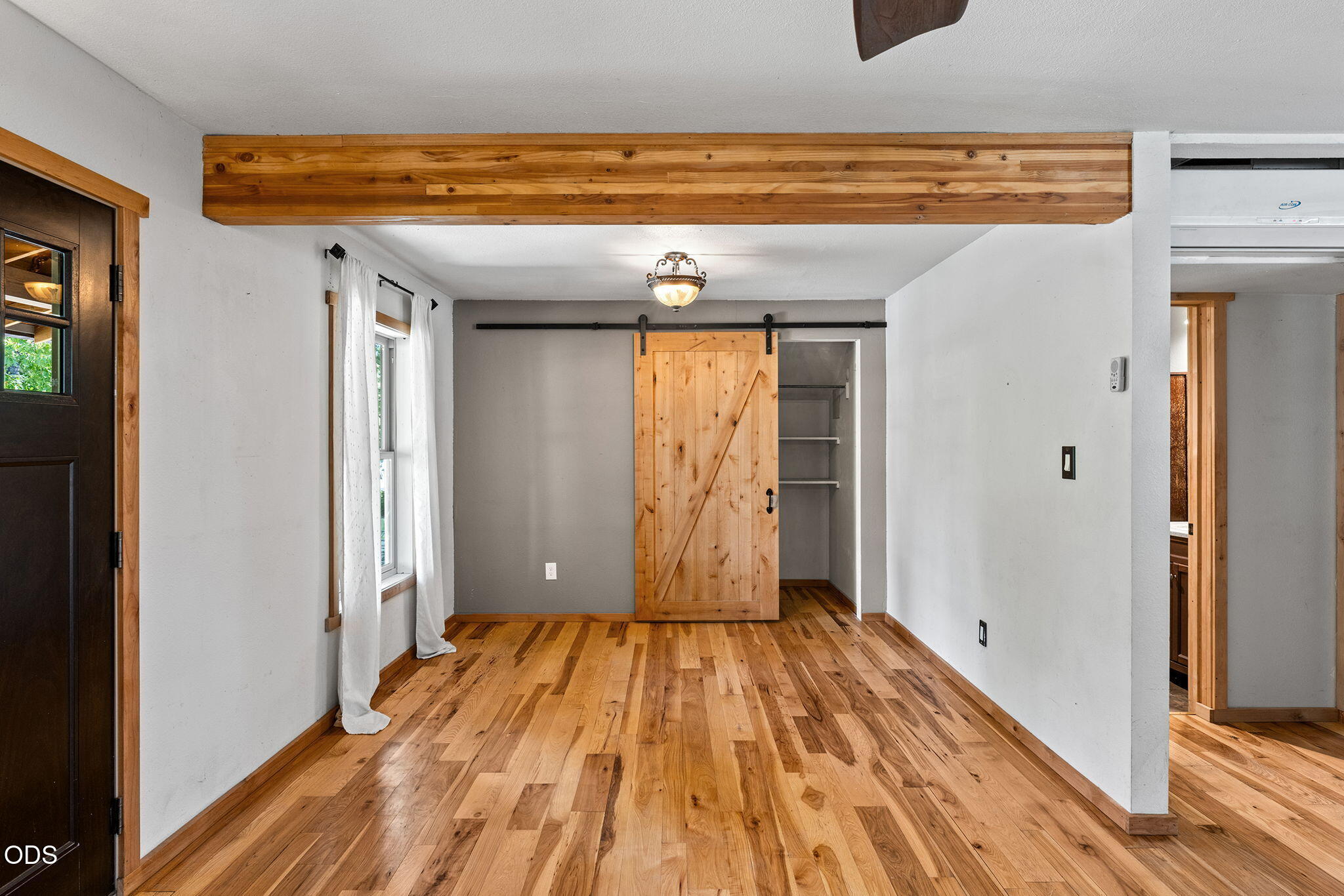 615 NW Ogden Avenue