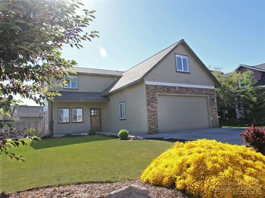 Nice family home with great curb appeal. Great location that is close to schools, Hospital, shopping and Dry Canyon Park. Master on the main with 3 more bedrooms upstairs along with a huge bonus room. Tile counter top and hardwood floors. Tile counters and floors in the bathrooms. Fireplace in living room. Fully fenced backyard for entertaining and room for an RV. Plenty of room for the whole family.