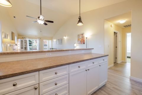 Tiny photo for 3242 SW Juniper Avenue, Redmond, OR 97756 (MLS # 220219803)