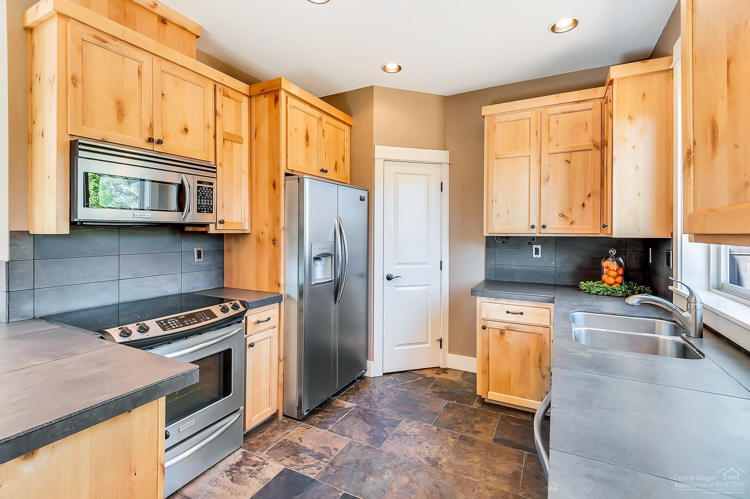 Canyon Breeze - Residential