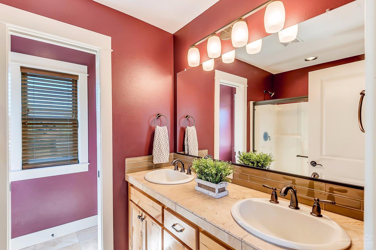 Canyon Breeze - Residential