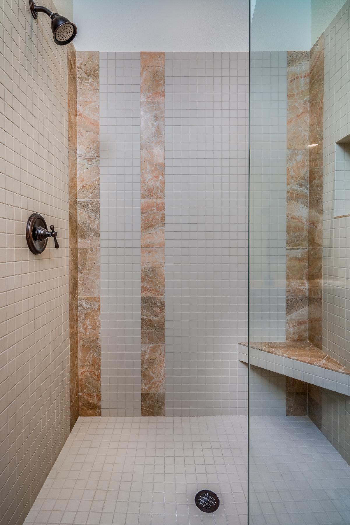 7th Mtn Golf Village - Residential