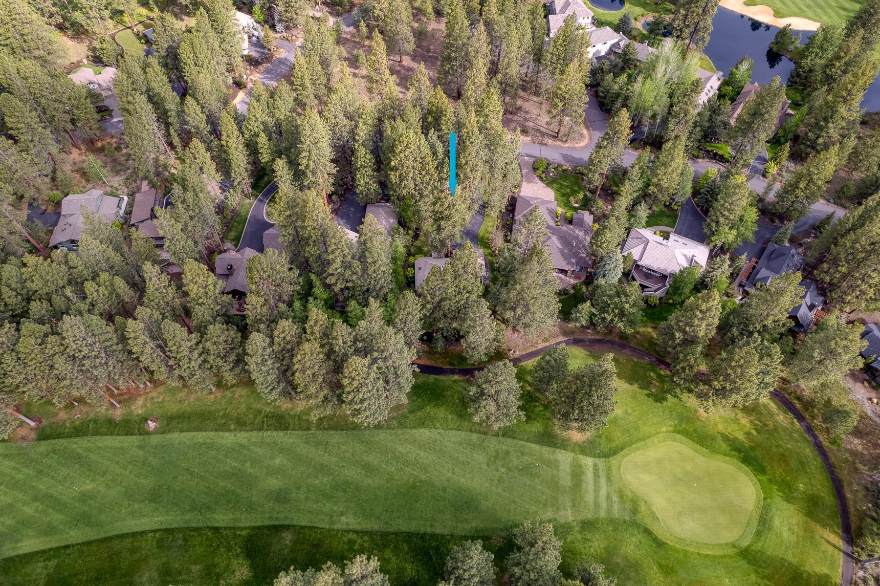 7th Mtn Golf Village - Residential