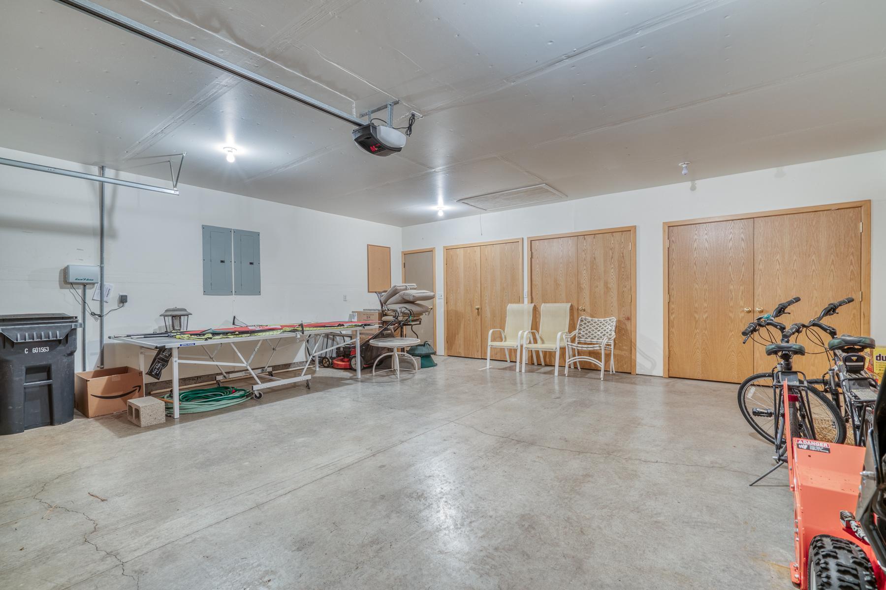 7th Mtn Golf Village - Residential