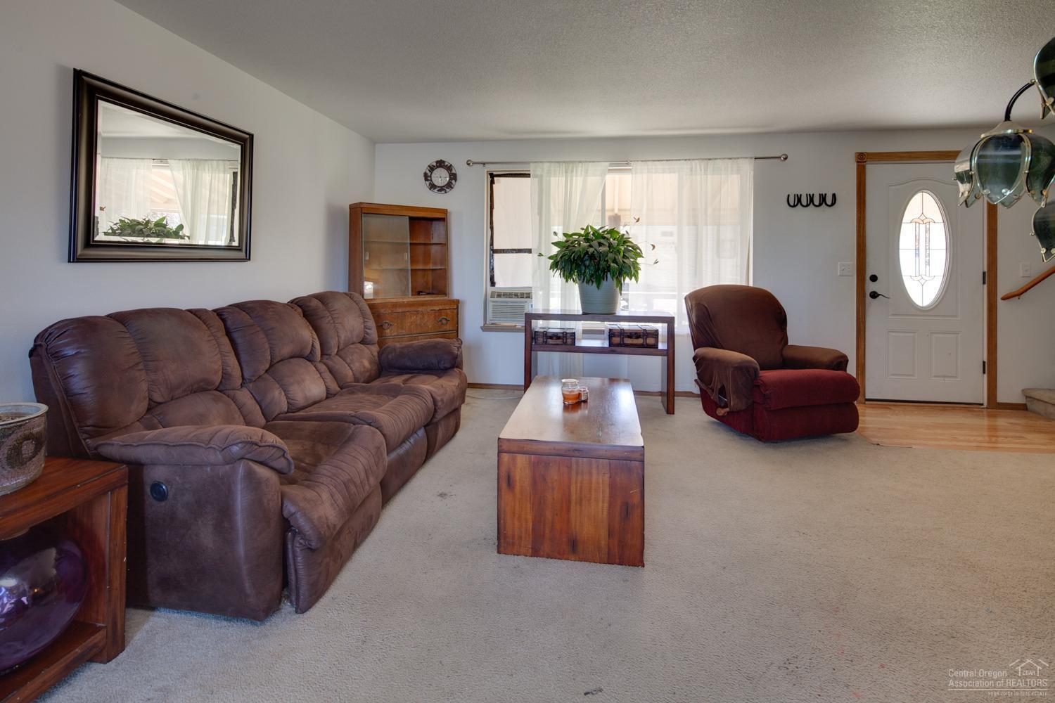 Palisades Estate - Residential