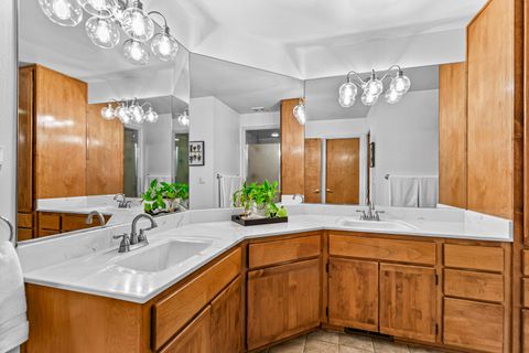 Tiny photo for 3115 Salishan Court, Medford, OR 97504 (MLS # 220216990)