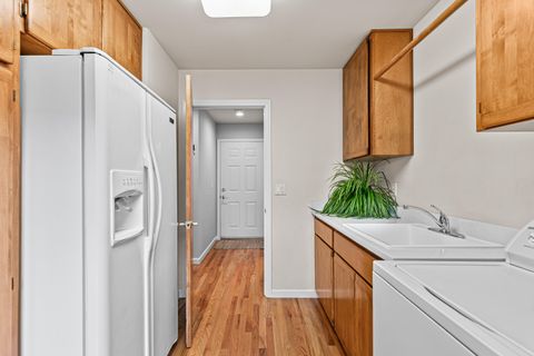 Tiny photo for 3115 Salishan Court, Medford, OR 97504 (MLS # 220216990)