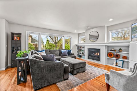 Tiny photo for 3115 Salishan Court, Medford, OR 97504 (MLS # 220216990)