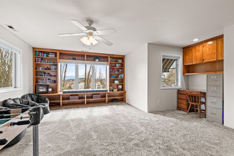 Tiny photo for 3115 Salishan Court, Medford, OR 97504 (MLS # 220216990)