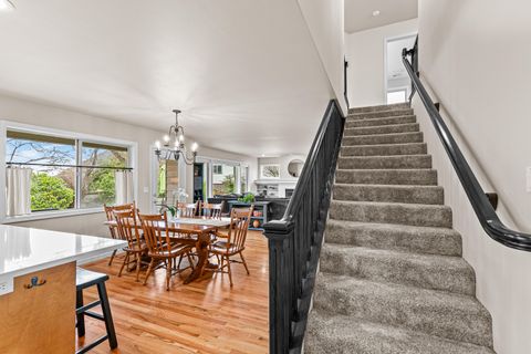 Tiny photo for 3115 Salishan Court, Medford, OR 97504 (MLS # 220216990)