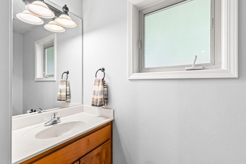 Tiny photo for 3115 Salishan Court, Medford, OR 97504 (MLS # 220216990)