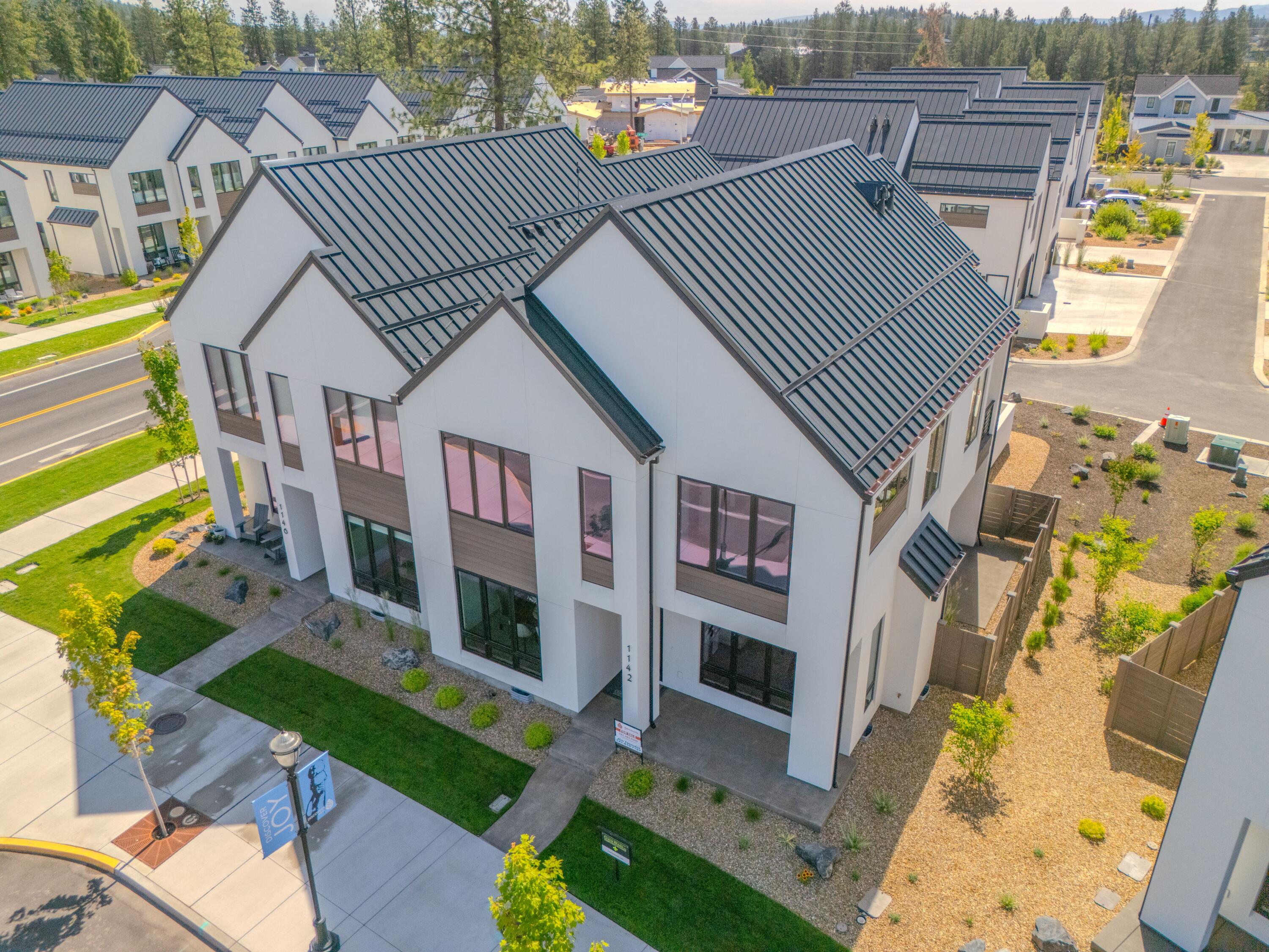 1142 NW Ochoa Drive