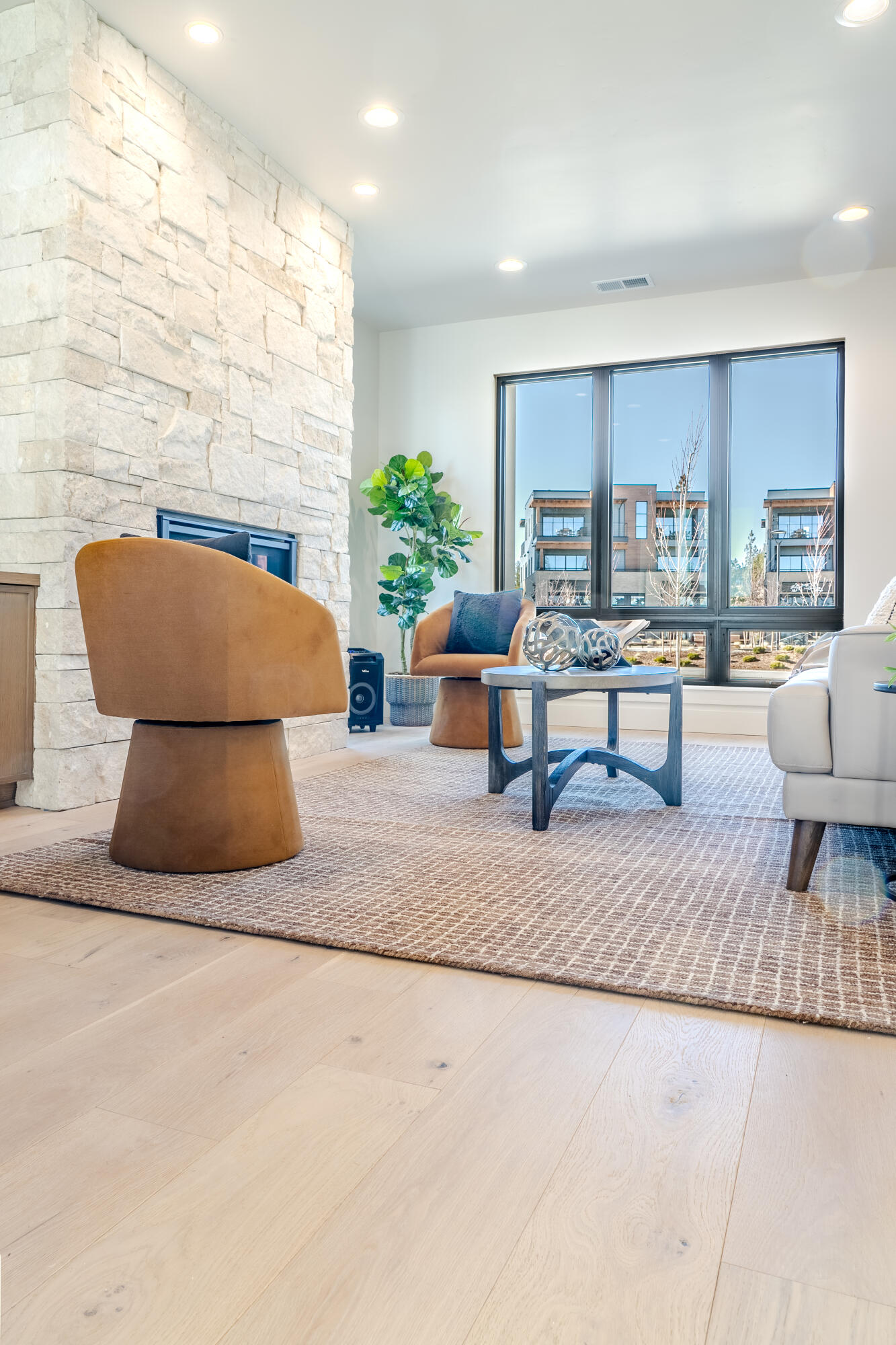 Discovery West Phase 4 - Residential