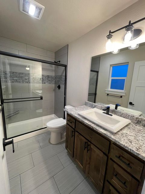 Tiny photo for 7857 28th Street, White City, OR 97503 (MLS # 220216725)