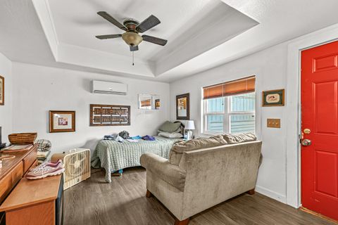 Tiny photo for 341 Haven Street, Medford, OR 97501 (MLS # 220211805)