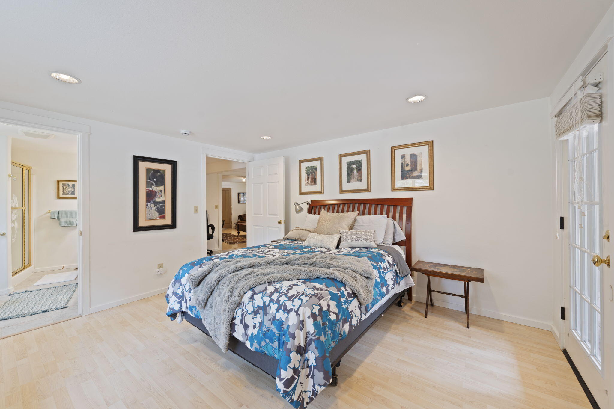 Crossroads - Residential