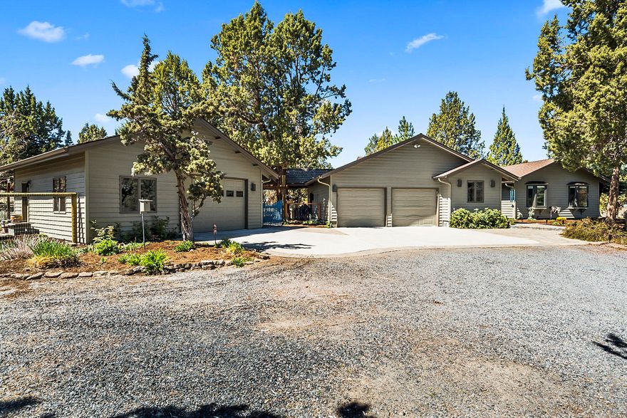 Beautiful Boonesborough single level, 2 bedroom, 2 bath, 2146 sqft situated on a gorgeous 2.47 acre building site. Light and bright with this exceptional open floor plan design with recent updates.  Chef's kitchen complete with huge granite island, gas cooktop, stainless steel appliances, large pantry, and breakfast bar. Inviting great room with gas fireplace, built-ins, vaulted ceilings with ceiling fan, and designated dining area. Spacious master suite with large walk in closet and private deck. Generous secondary bedroom with French Doors, and bay windows. Parklike setting with attention to detail at every turn and perfect for entertaining. Partially fenced with vast variety of seasonal plants and garden, 2 water features, retractable awnings, in addition to a detached workshop and garden shed. Perfect for watching wildlife. Call your broker for a personal showing today.
