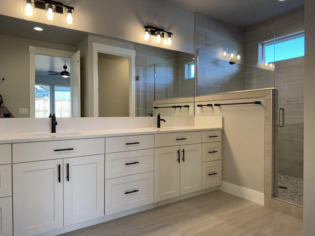 Redtail Ridge - Residential
