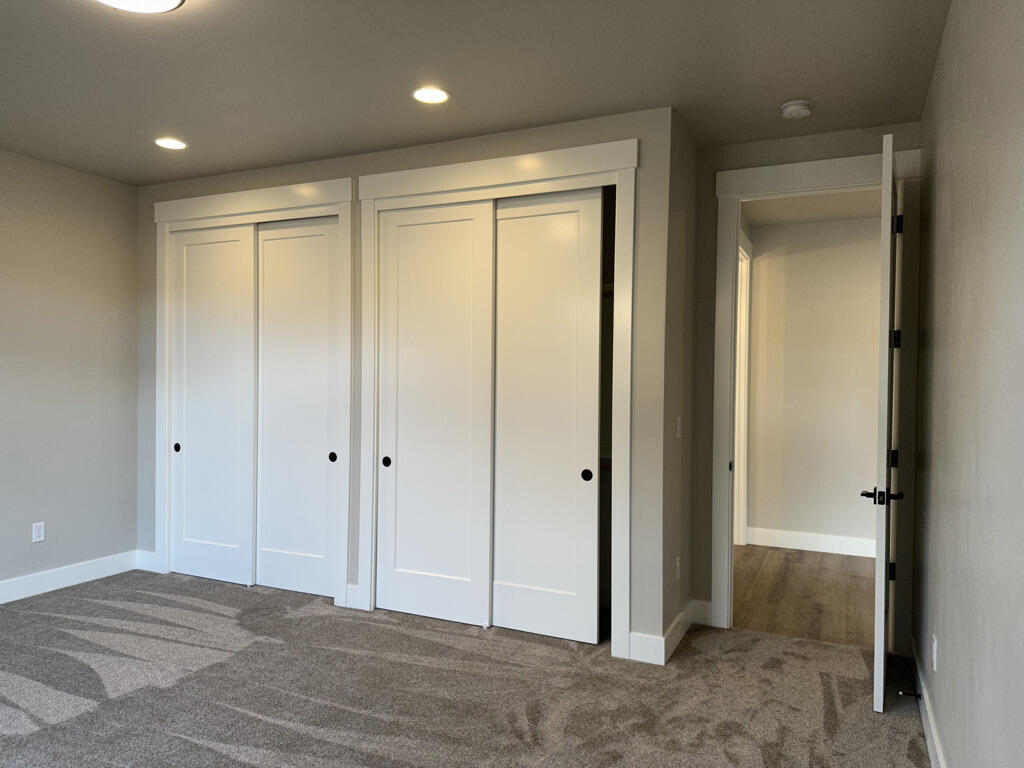 Redtail Ridge - Residential