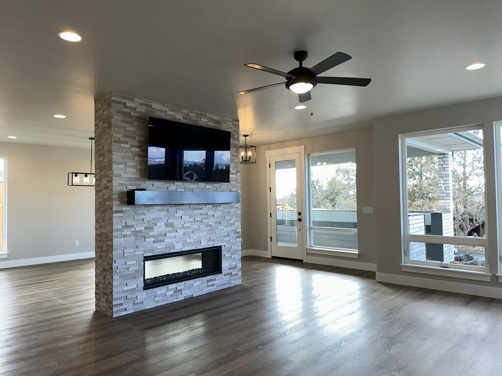 Redtail Ridge - Residential