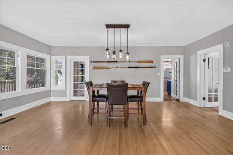 Tiny photo for 711 N Keeneway Drive, Medford, OR 97504 (MLS # 220227301)