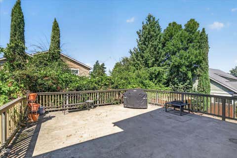 Tiny photo for 711 N Keeneway Drive, Medford, OR 97504 (MLS # 220227301)