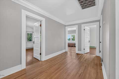 Tiny photo for 711 N Keeneway Drive, Medford, OR 97504 (MLS # 220227301)