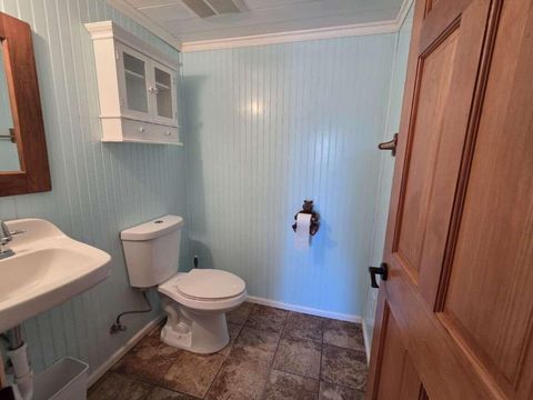 Tiny photo for 2957 Mark Court, Chiloquin, OR 97624 (MLS # 220214045)