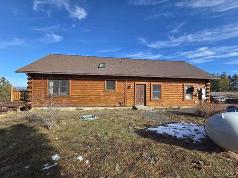 Tiny photo for 2957 Mark Court, Chiloquin, OR 97624 (MLS # 220214045)