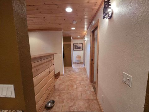 Tiny photo for 2957 Mark Court, Chiloquin, OR 97624 (MLS # 220214045)