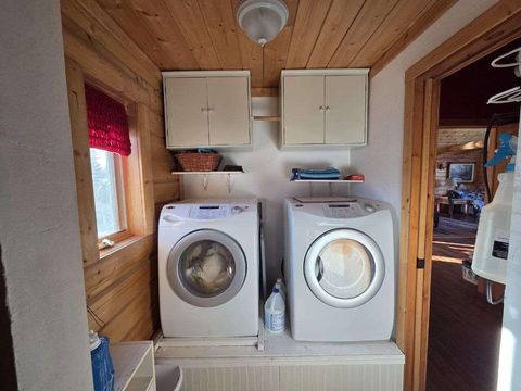 Tiny photo for 2957 Mark Court, Chiloquin, OR 97624 (MLS # 220214045)