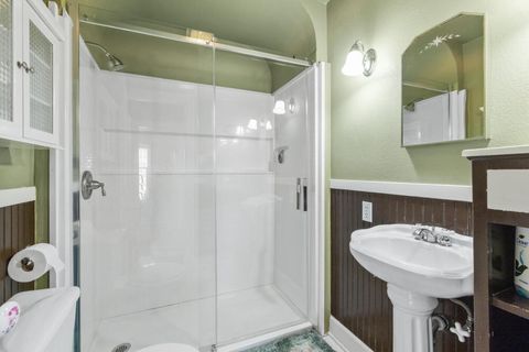 Tiny photo for 52712 Highway 62, Fort Klamath, OR 97626 (MLS # 220214976)