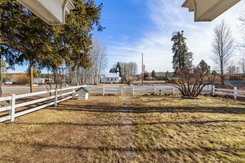 Tiny photo for 52712 Highway 62, Fort Klamath, OR 97626 (MLS # 220214976)