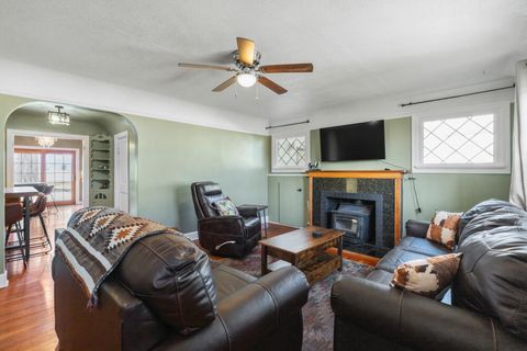 Tiny photo for 52712 Highway 62, Fort Klamath, OR 97626 (MLS # 220214976)